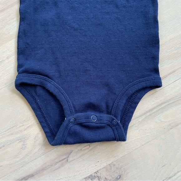 Carter’s Onesie | Size: 6 Months - Picture 3 of 5